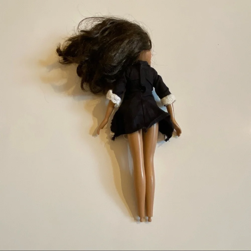 Moxie doll comes